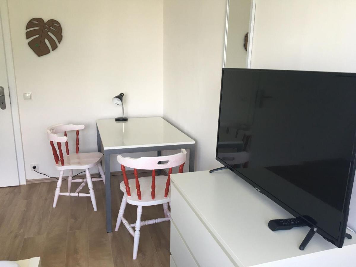 Mayen, Im Mohren, Privatzimmer Nr1, Waldrand, Nahe Nurburgring & Burg Eltz, Gemeinschaftsbad Eksteriør bilde