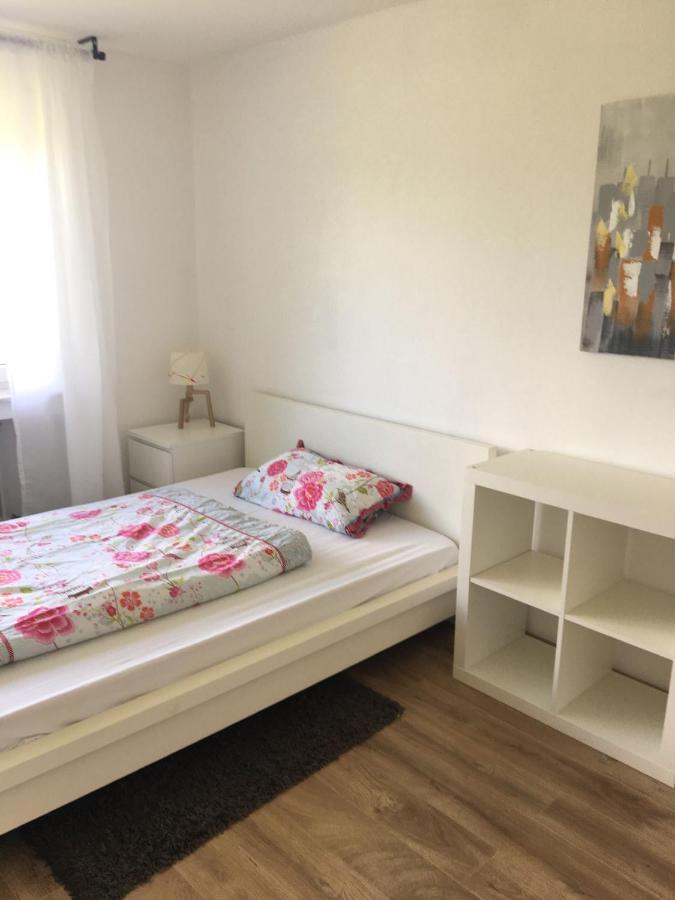 Mayen, Im Mohren, Privatzimmer Nr1, Waldrand, Nahe Nurburgring & Burg Eltz, Gemeinschaftsbad Eksteriør bilde
